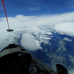 Verortung via Georeferenzierung der Kamera: Aufgenommen in der Nähe von Gemeinde Aldrans, Österreich in 7000 Meter
